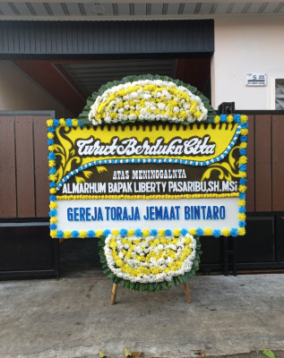 Papan Bunga Duka di Langowan Selatan